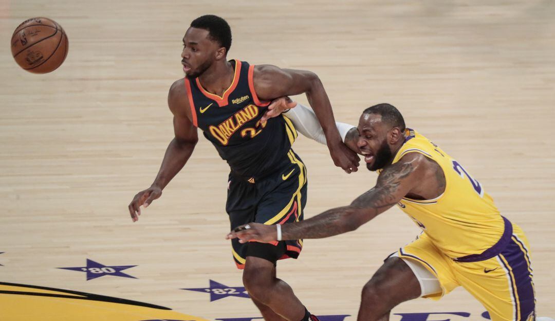 Andrew Wiggins y LeBron James