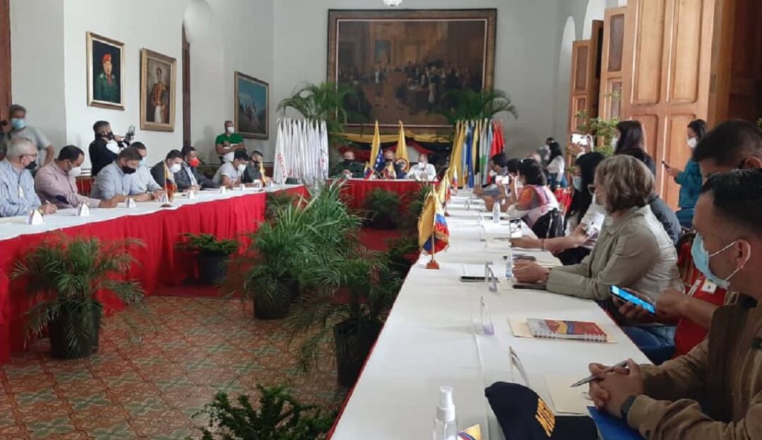 Encuentro empresarios cucuteños y gobierno de Venezuela