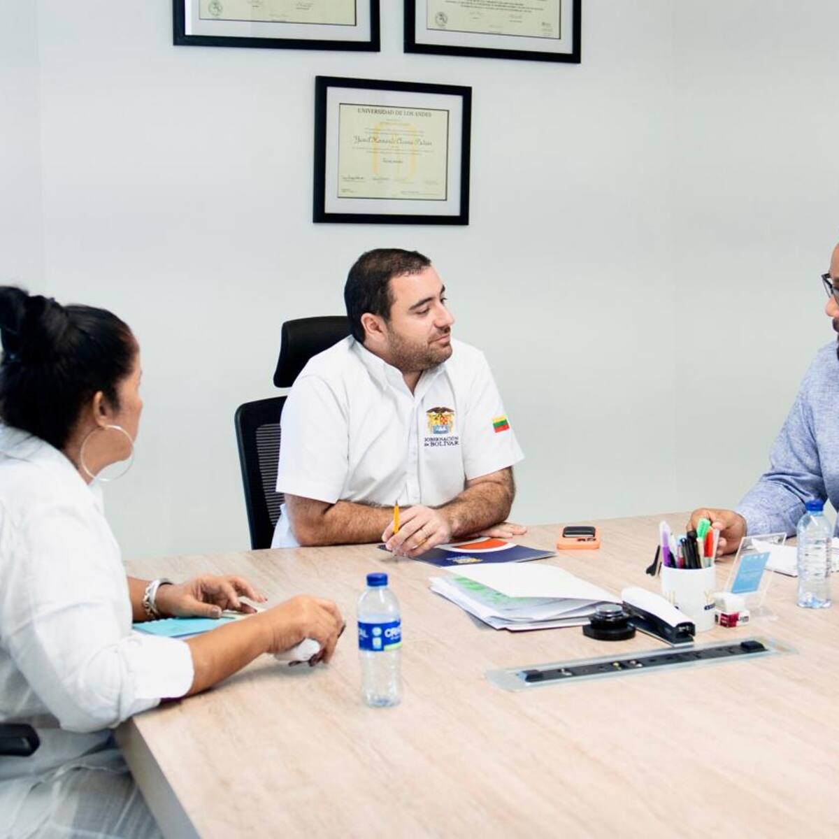 URT y Gobernación de Bolívar forjan alianza en favor de comunidades afectadas por la violencia