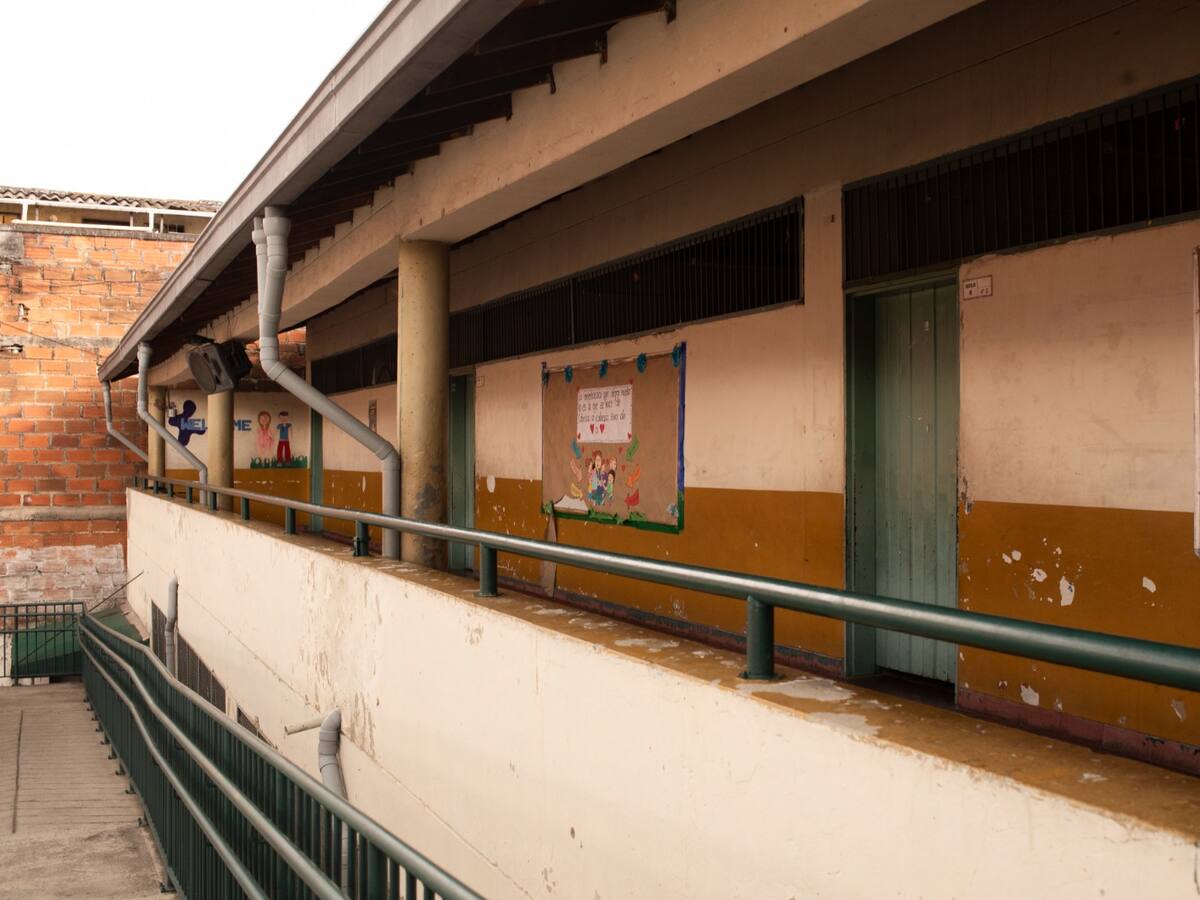 Medellín adjudicó obras por $35.400 millones en 69 instituciones educativas