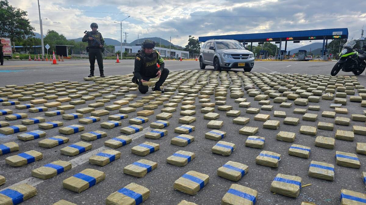 Incautan 242 kilos de marihuana en la Autopista Norte; cargamento avaluado en $150 millones