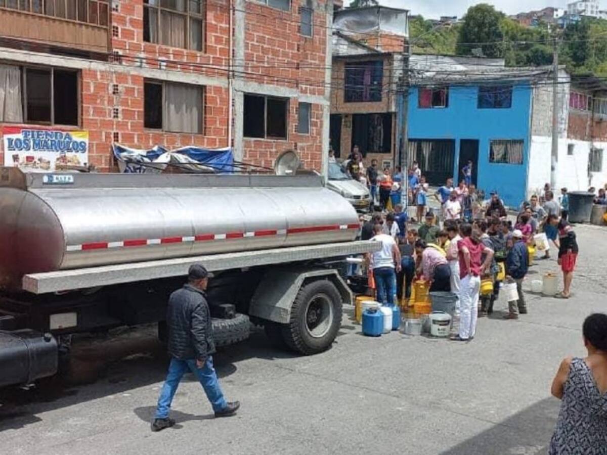 Carrotanques estarán en sectores de Villamaría, atendiendo la contigencia