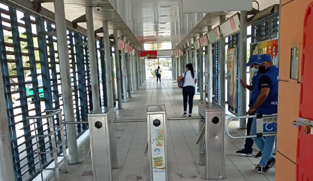 Estación de Transmetro. 