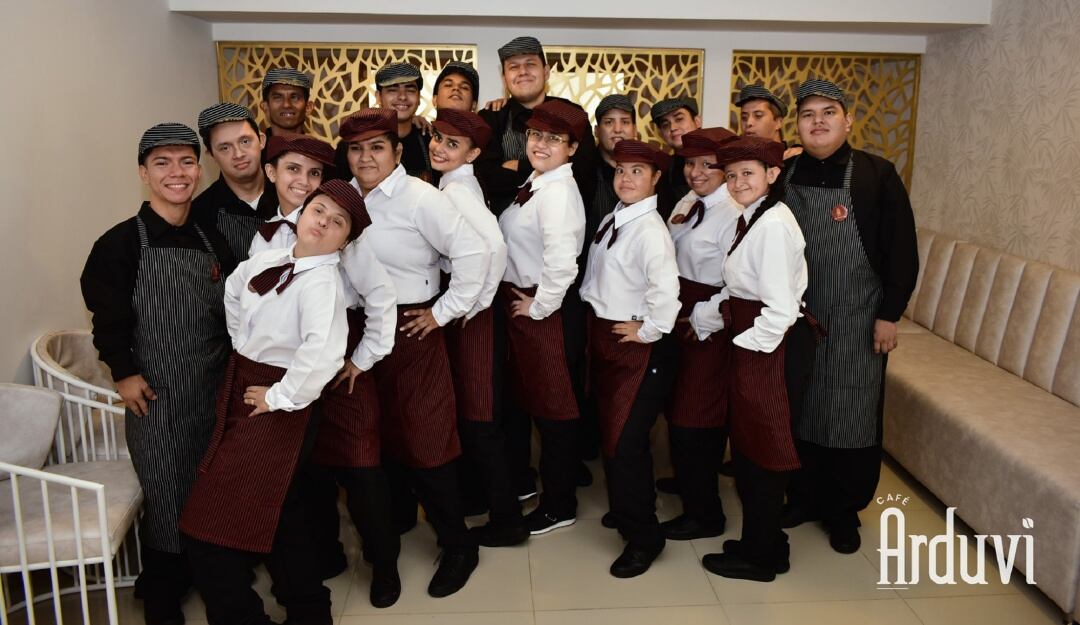 Arduvi Café brinda oportunidades laborales a personas con discapacidad