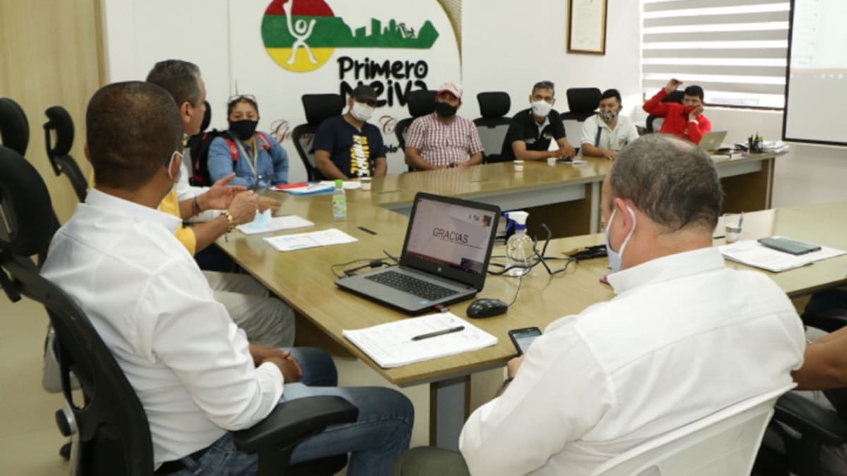 Mototrabajadores de Neiva a paso firme por la legalidad