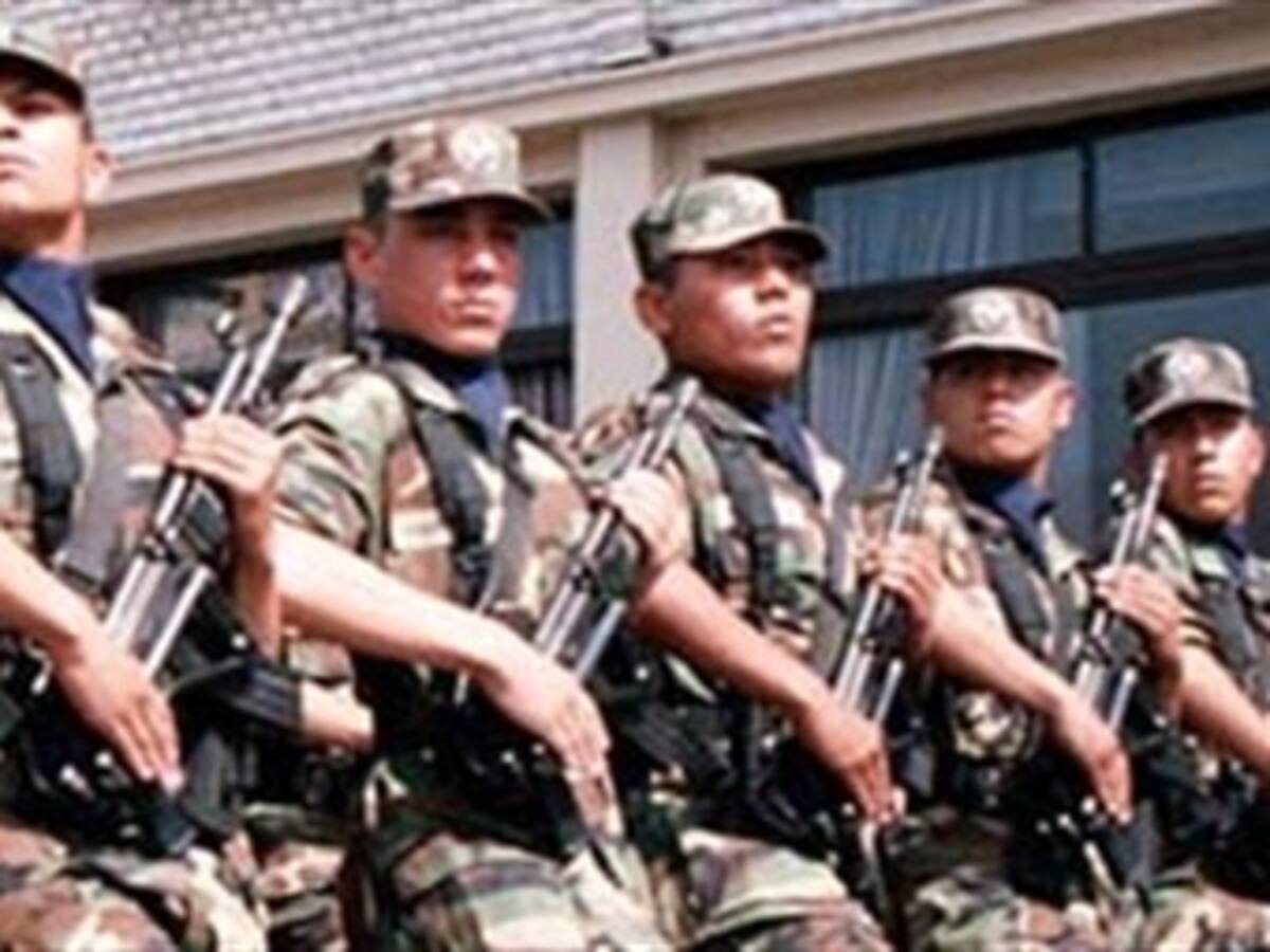Adelantar estudios de bachillerato es causal de aplazamiento del servicio militar: Corte Constitucional