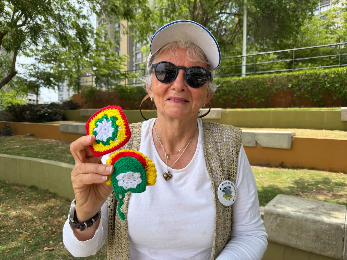 Tejedoras celebran los 213 años de Barranquilla con jornada colectiva en el parque Realismo Mágico