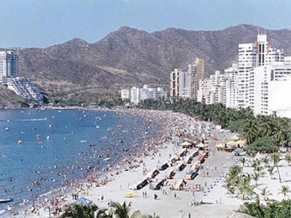 Formulan cargos a 3 firmas por verter unas 1.500 toneladas de carbón en mar de Santa Marta