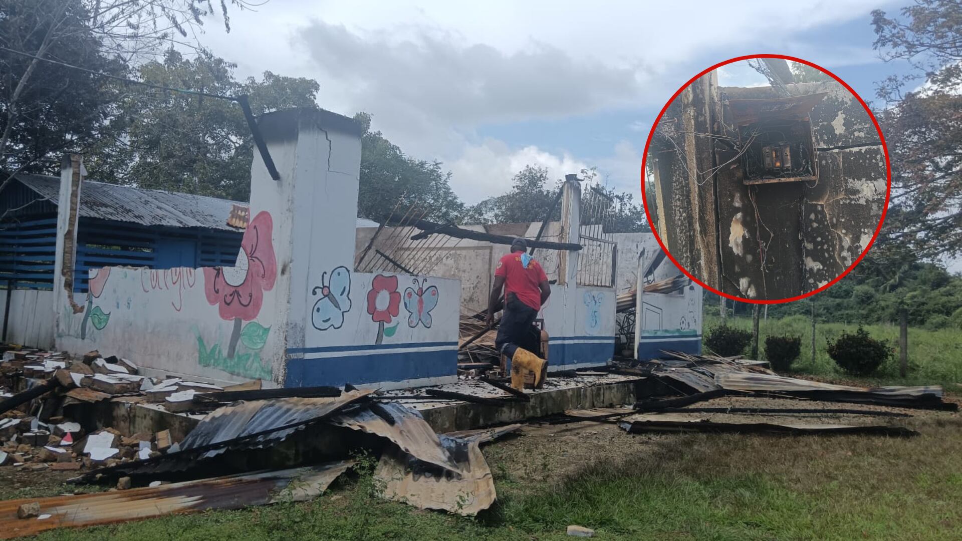 Incendio destruye la única escuela en la zona rural de Nechí: 30 niños quedaron sin aulas. Foto: cortesía. 