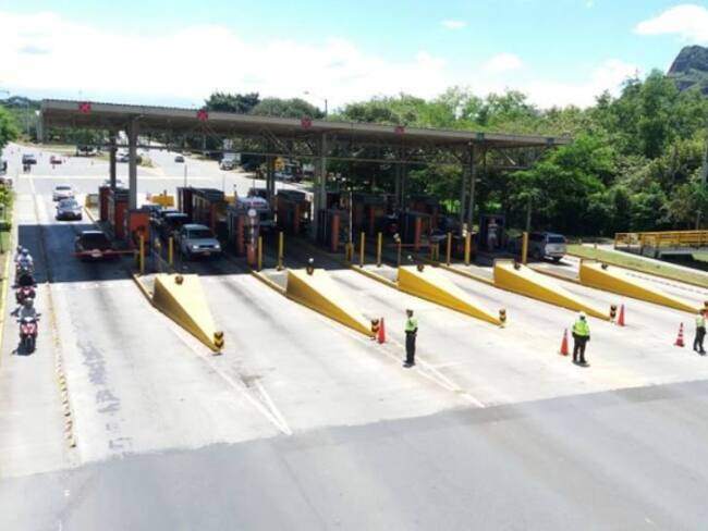 Más de 100.000 vehículos se movilizaron en Tolima durante festivo