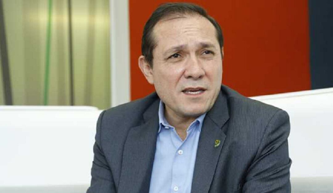 Senador por el partido verde Antonio Sanguino