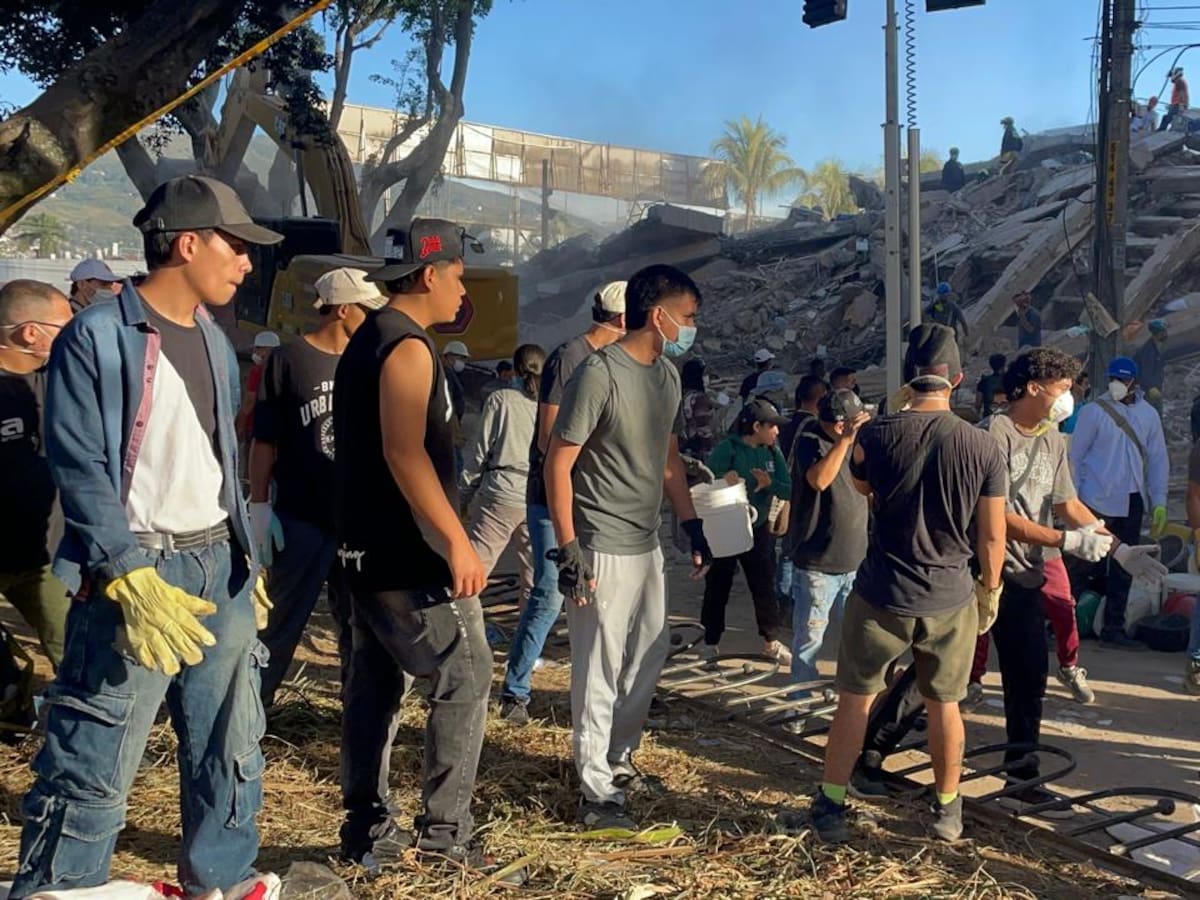 “No importaba si eran familia o no”: los voluntarios que fueron héroes tras el terremoto en Cali