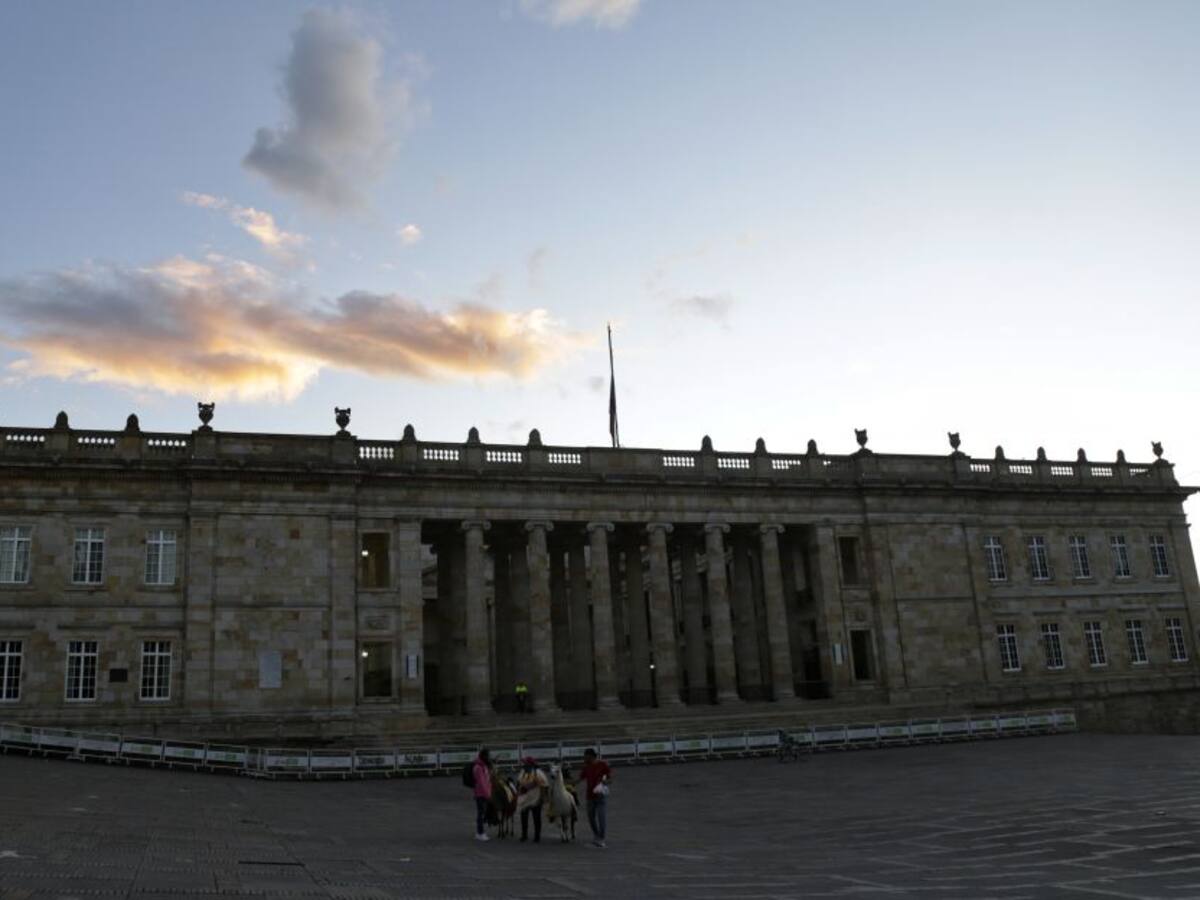 Gobierno presenta ley que depura 11.000 leyes obsoletas