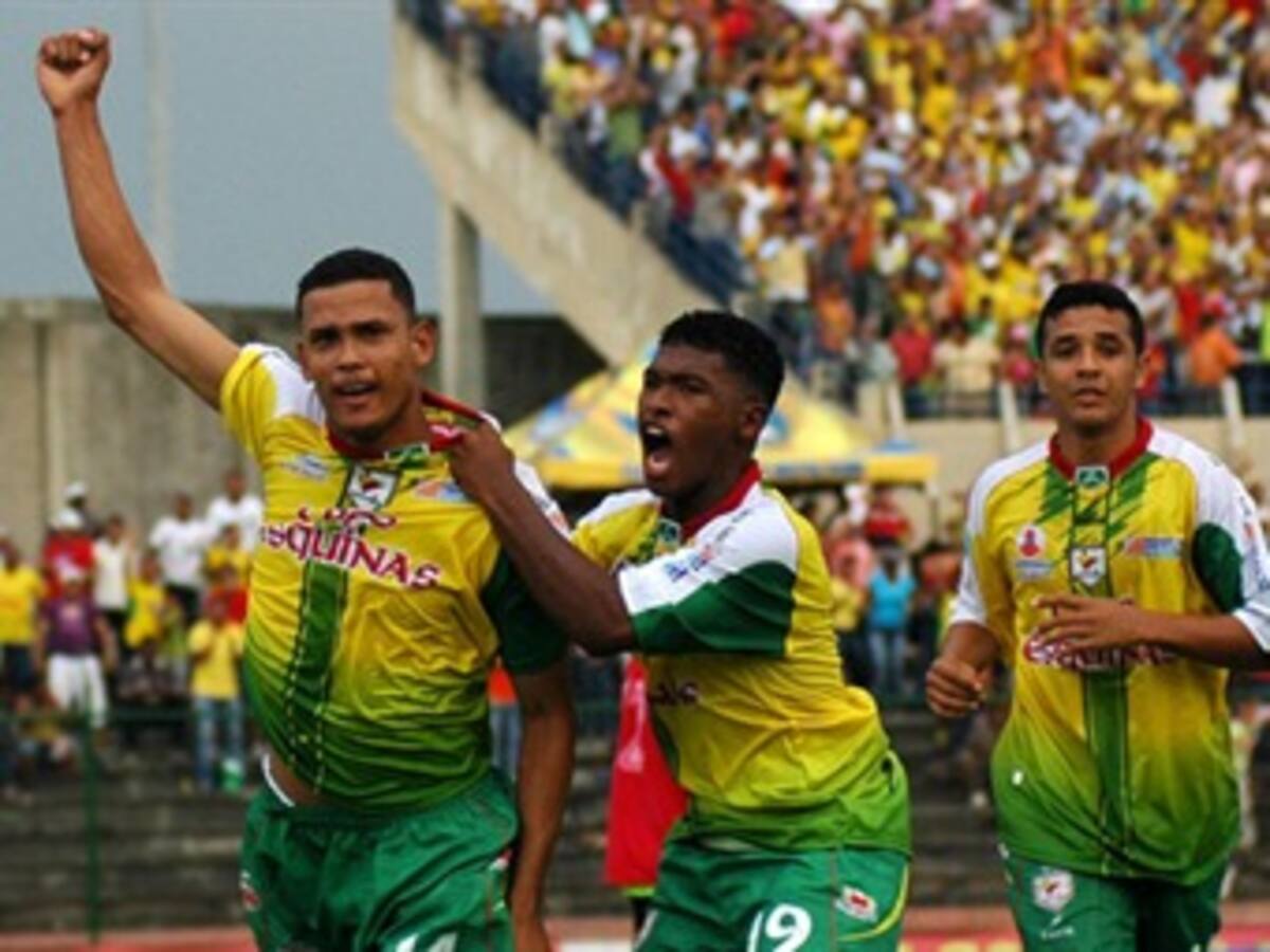 Real Cartagena empató y sigue líder. Junior y Medellín le escoltan