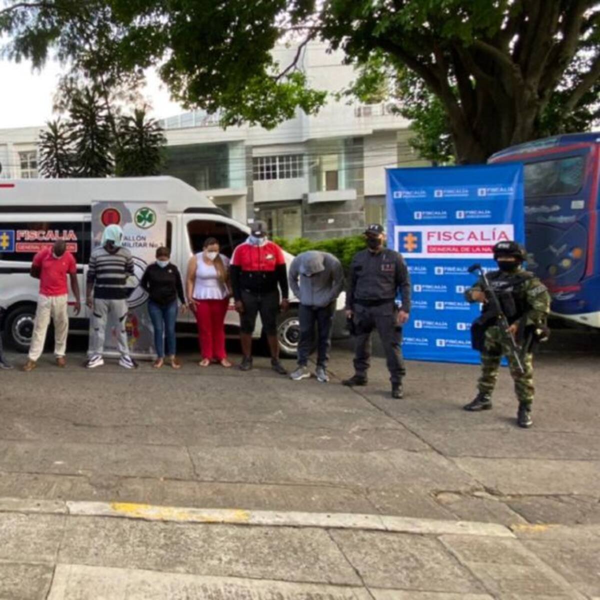Capturan a nueve presuntos integrantes de 'Los Mayoristas'