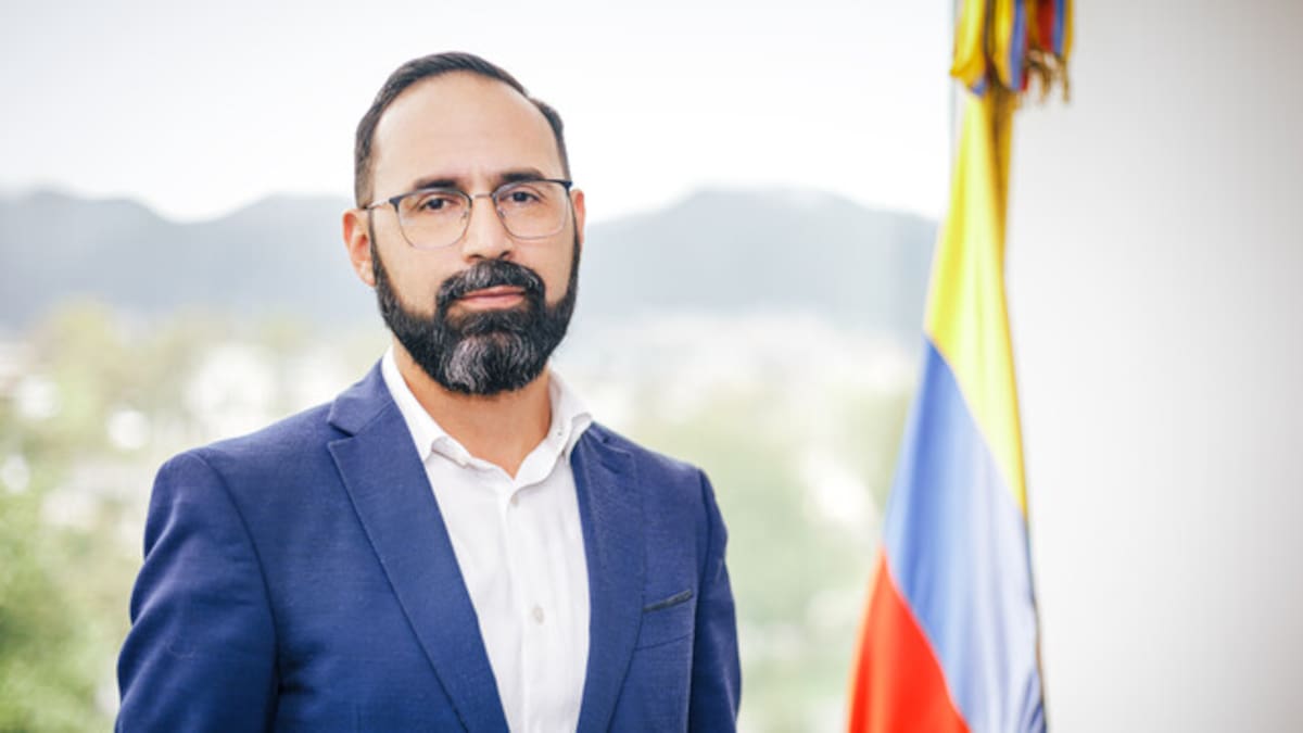 Presidente Petro aceptó la renuncia de Andrés Camacho como ministro de Minas y Energía