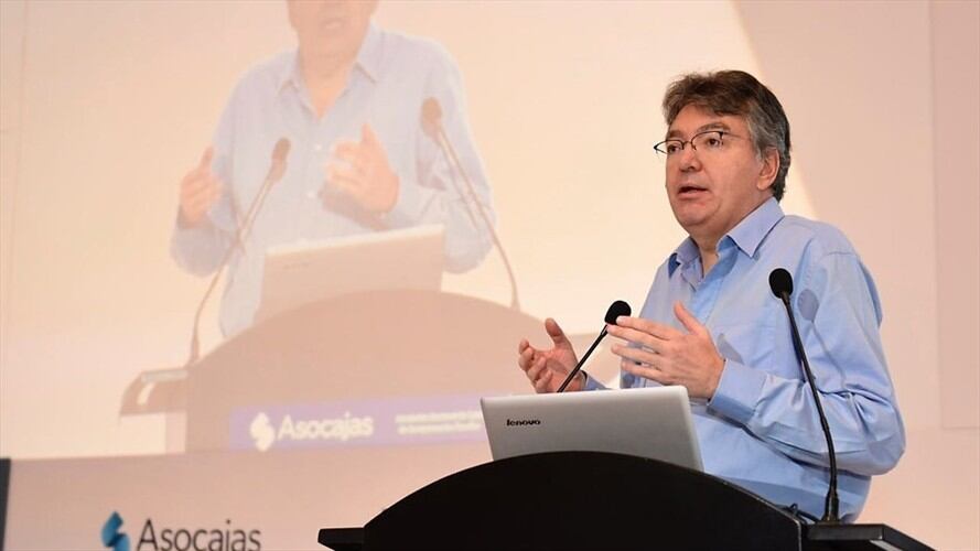 En la celebración de los 10 años de Ecopetrol en la Bolsa de Valores, el ministro de Hacienda, Mauricio Cárdenas, planteó vender acciones de Cenit. Foto: Colprensa