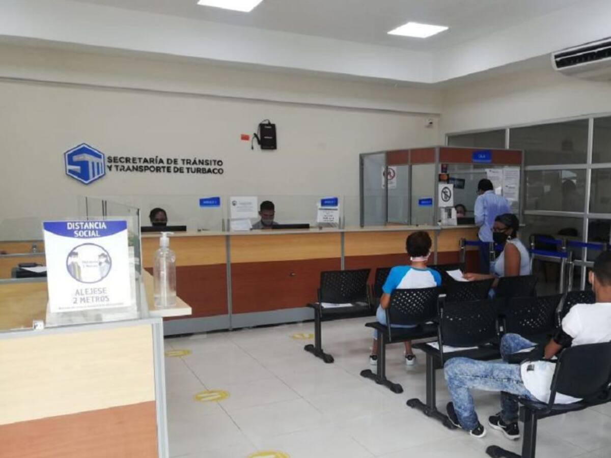 Descuentos en multas y derechos de tránsito en tres municipios de Bolívar