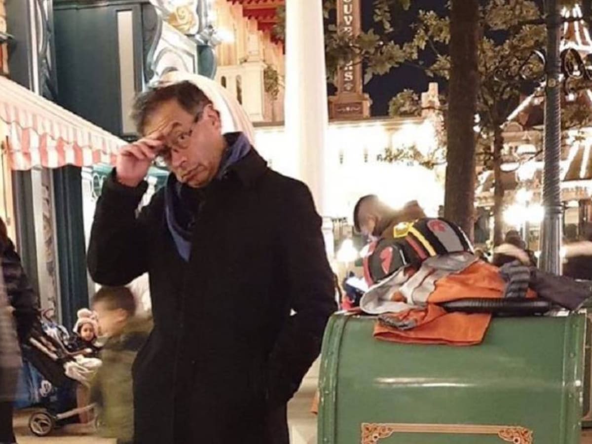 “Peinadas con pedagogía” Le dicen a uribista que atacó a Petro por viaje