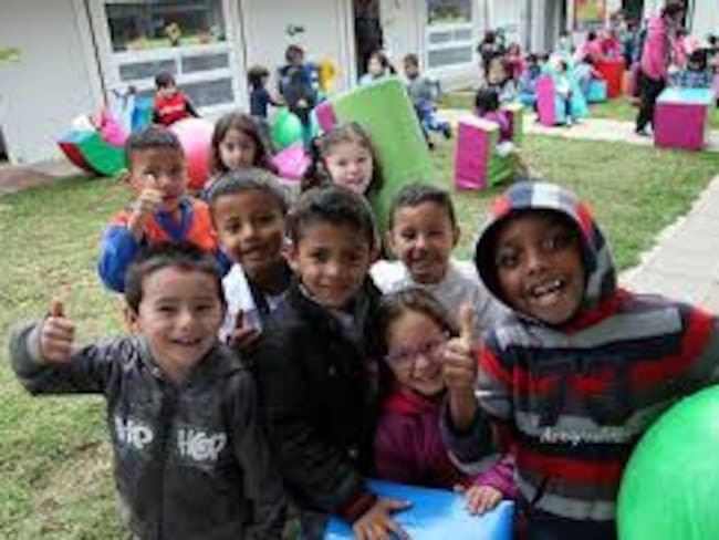 La Secretaría de Integración Social abre 323 jardines infantiles en Bogotá con 52.000 cupos