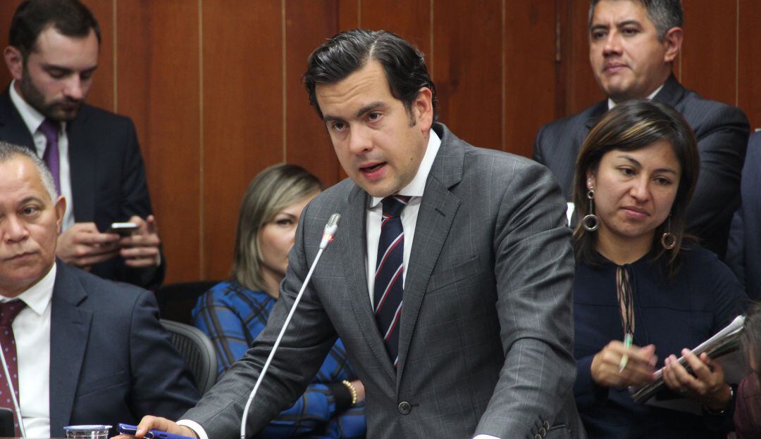 Senador Rodrigo Lara Restrepo.