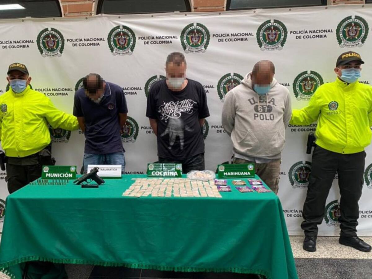 Capturan a 3 sujetos que habrían hurtado 25 millones de bancos de Medellín