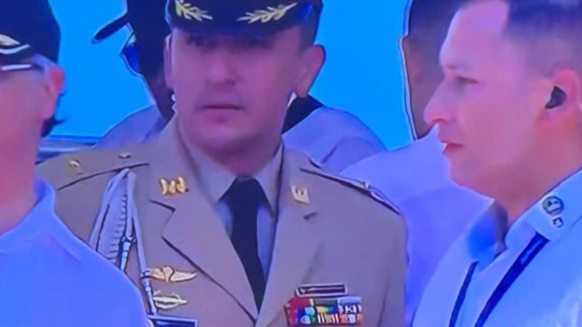 Formulan cargos a edecán de Presidencia por presunto acoso sexual contra mayor del EJC y su hijo