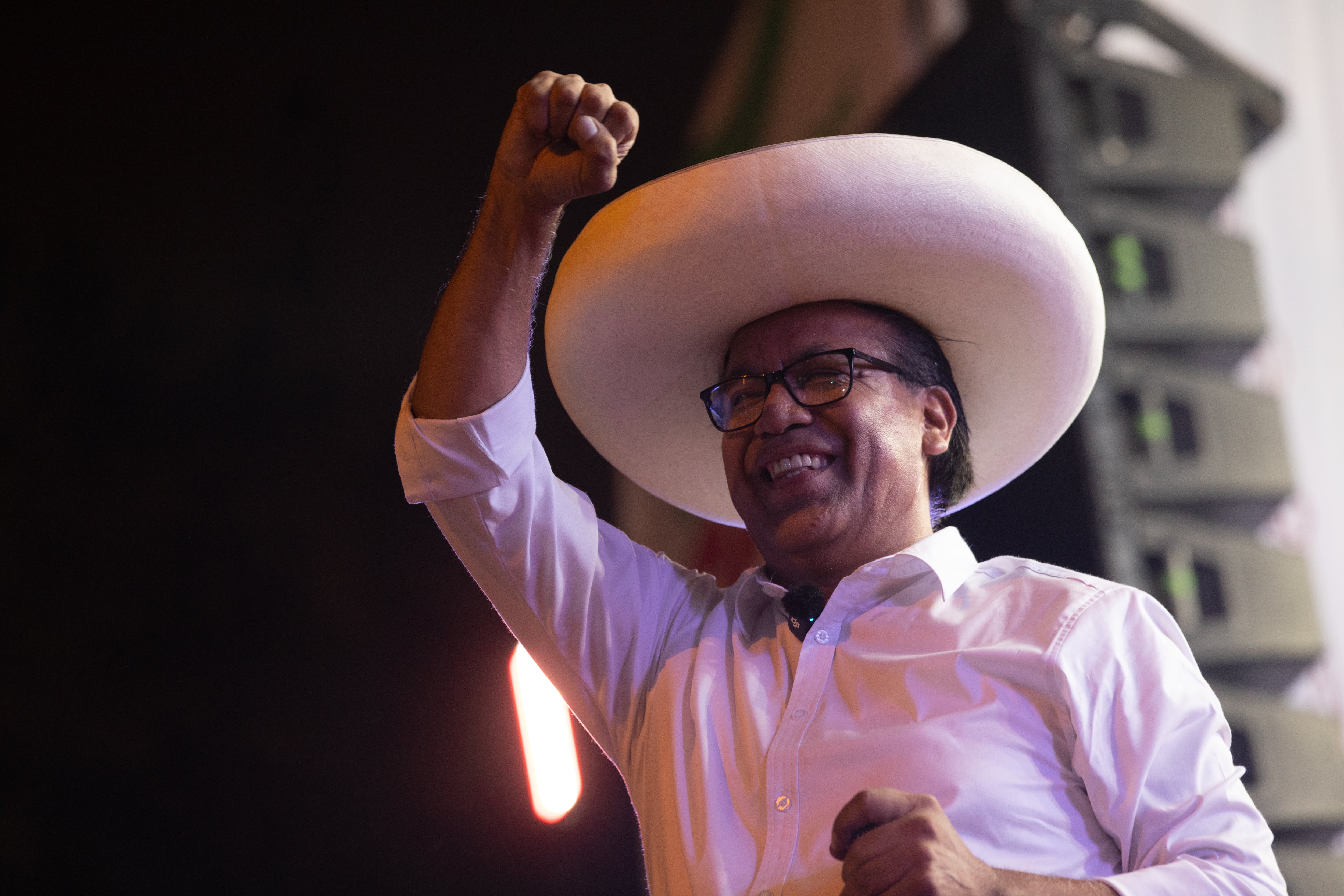 Luego de una extensa jornada electoral marcada por dudas en la primera vuelta, Sánchez llega al poder como heredero del expresidente de izquierda, Pedro Castillo.
(Foto: Jorge Cerdan/Anadolu via Getty Images)