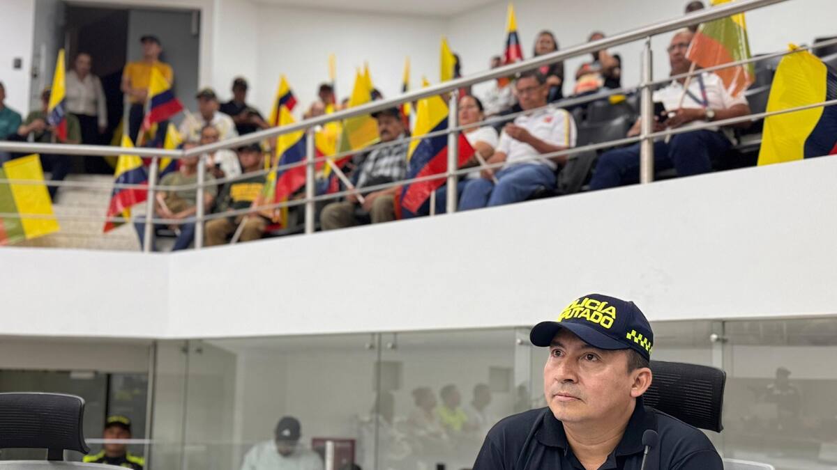 “Roben lo que quieran pero inviértanla en las vías”: Diputado de Santander