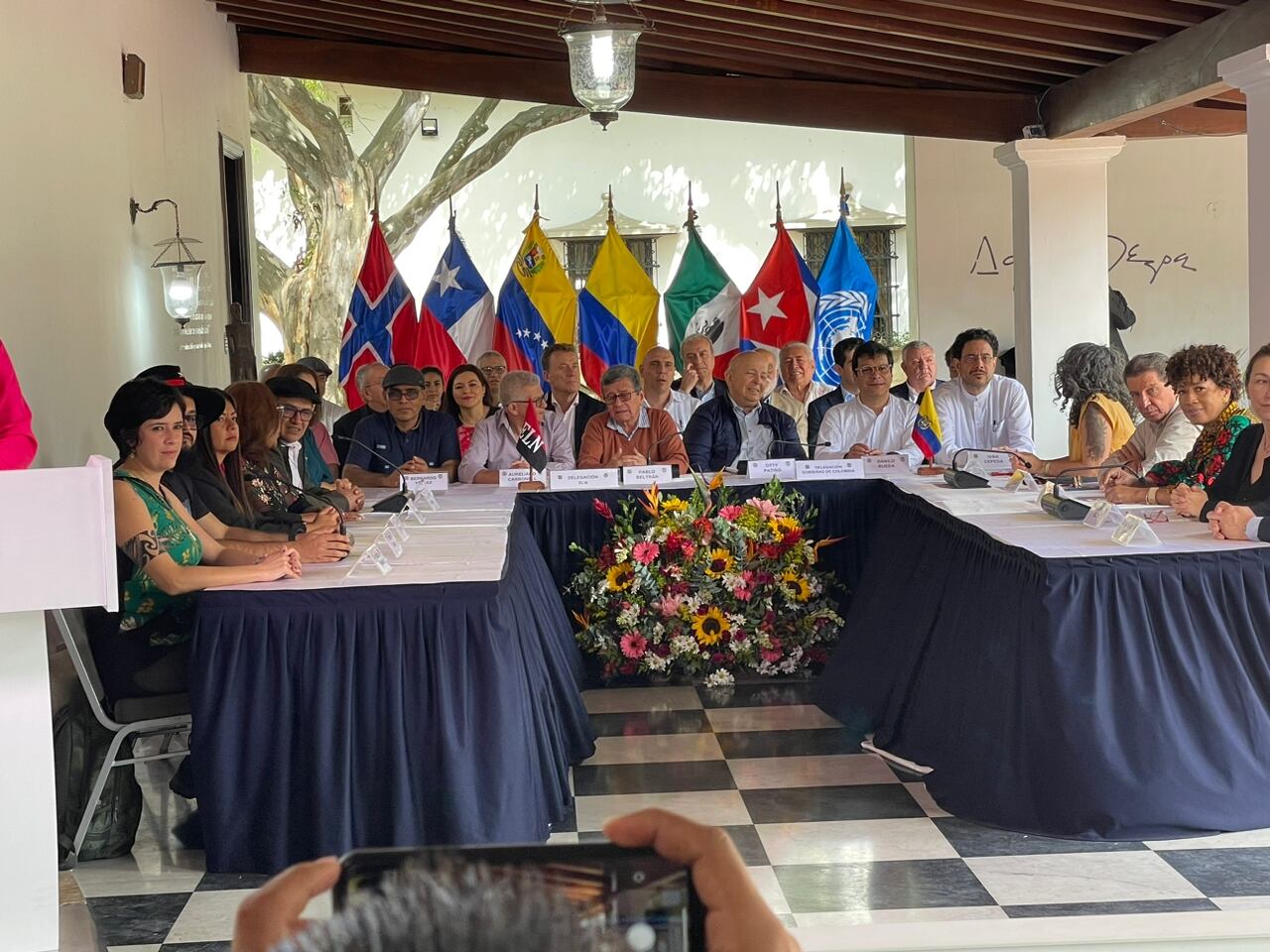 Mesa de dialogo Gobierno de Colombia y ELN
