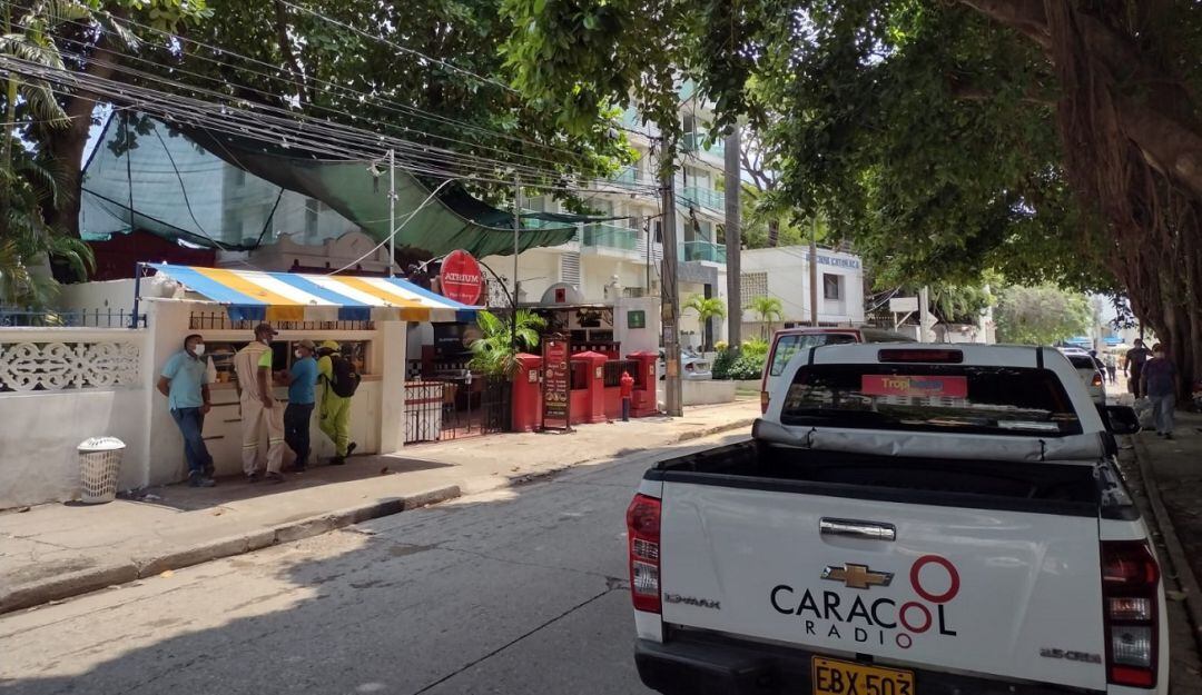 La comunidad asegura que los hurtos se siguen registrando pese a la restricción del parrillero hombre