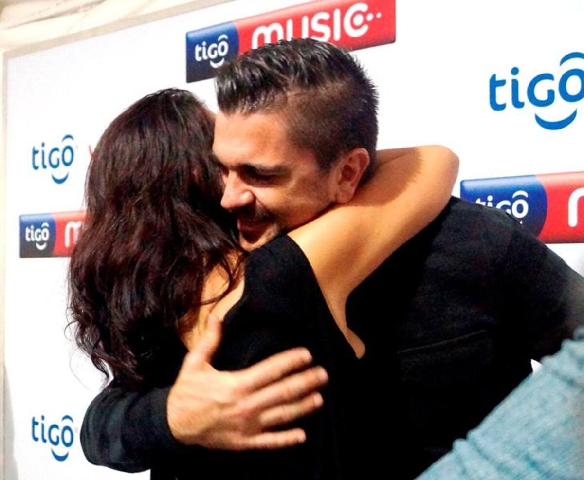 Nada valgo sin tu amor y Fotografía fueron las canciones elegidas por Juanes para iniciar sus conciertos en las ciudades.