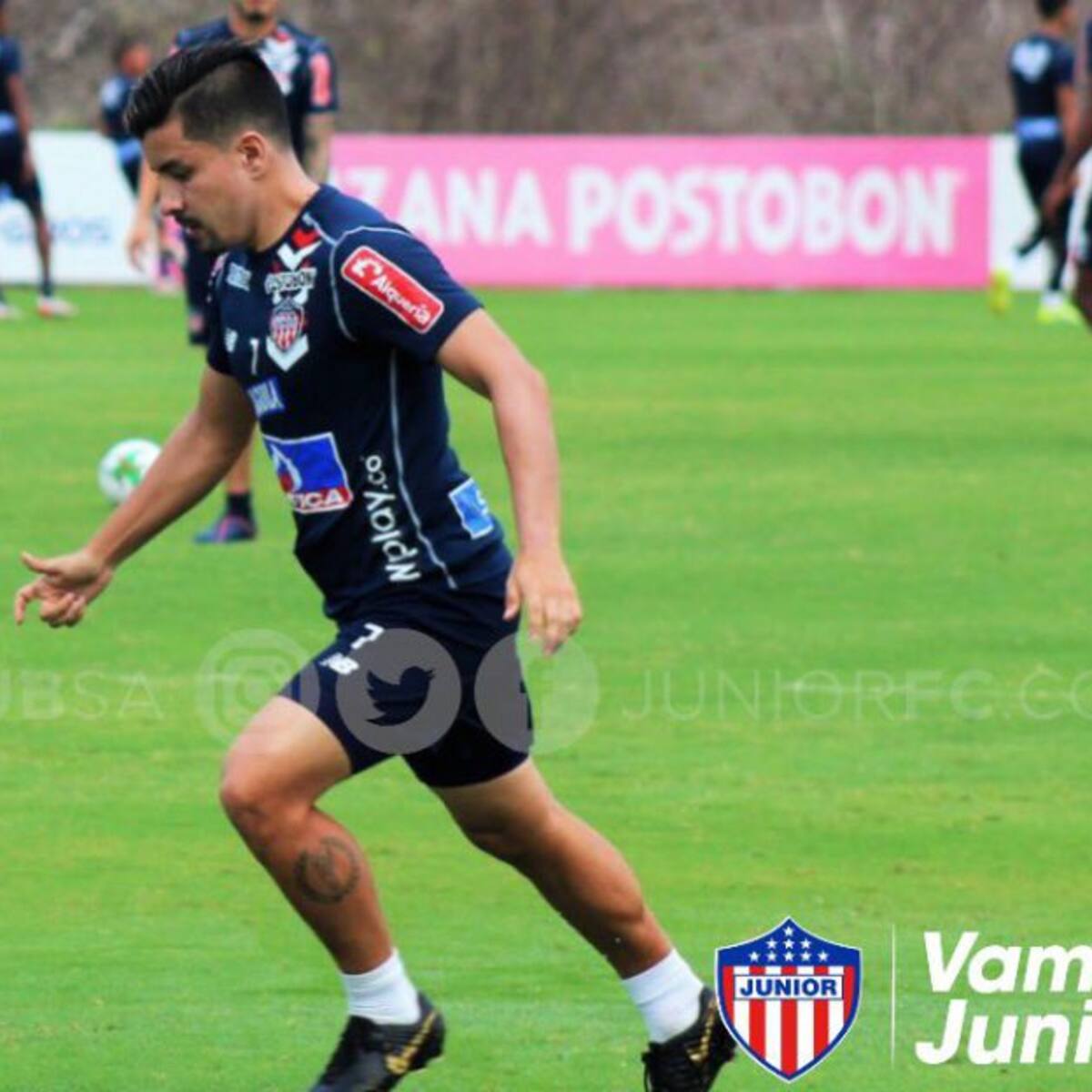 ¡Una buena noticia! Sherman Cárdenas volvió a entrenar con el Junior