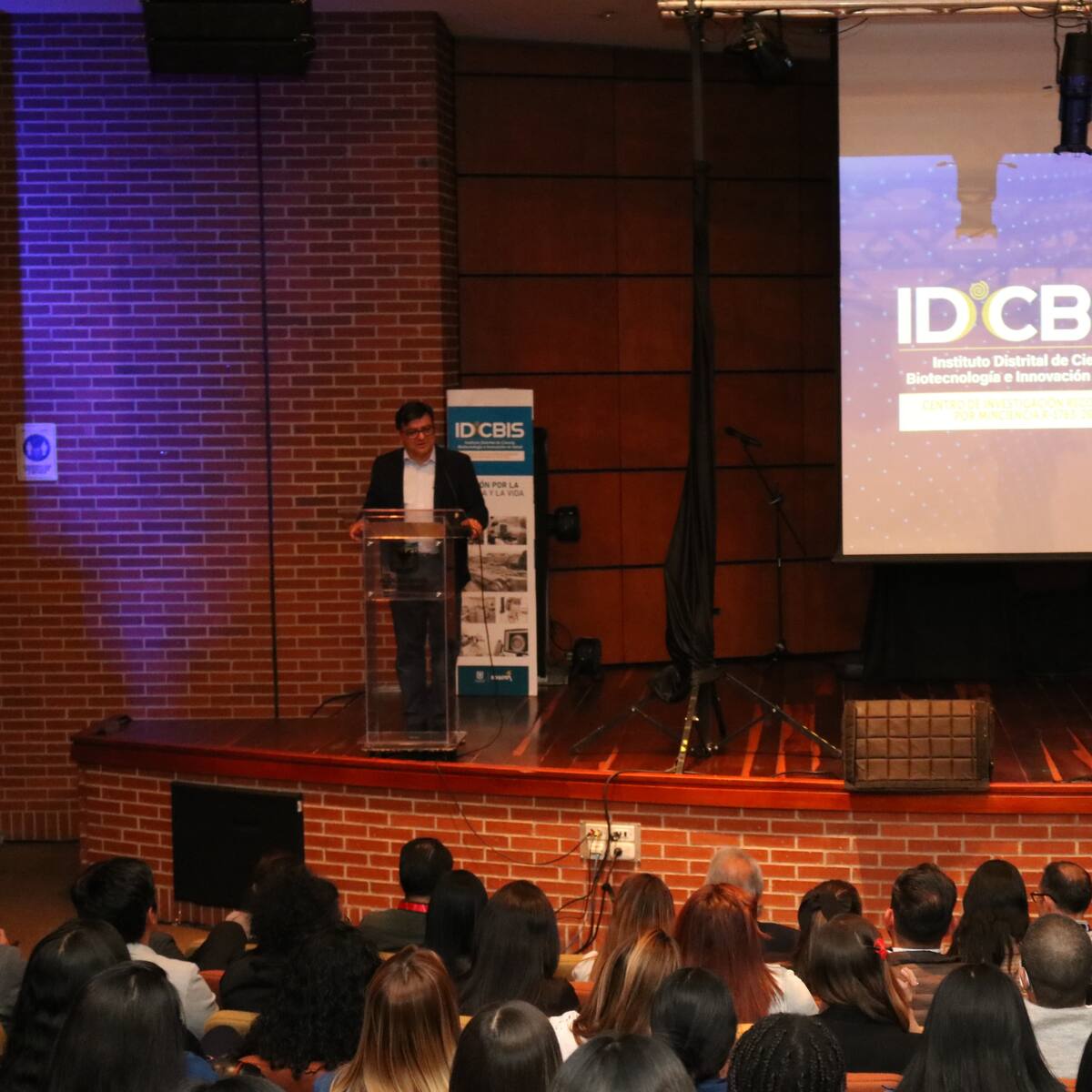 Bogotá celebra 7 Años del Instituto de Ciencia como pilar científico