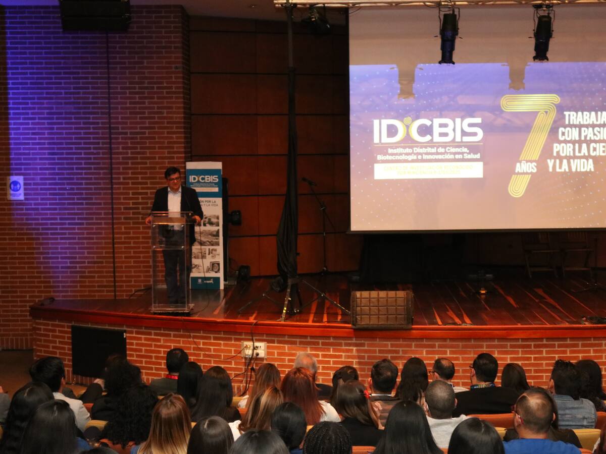 Bogotá celebra 7 Años del Instituto de Ciencia como pilar científico