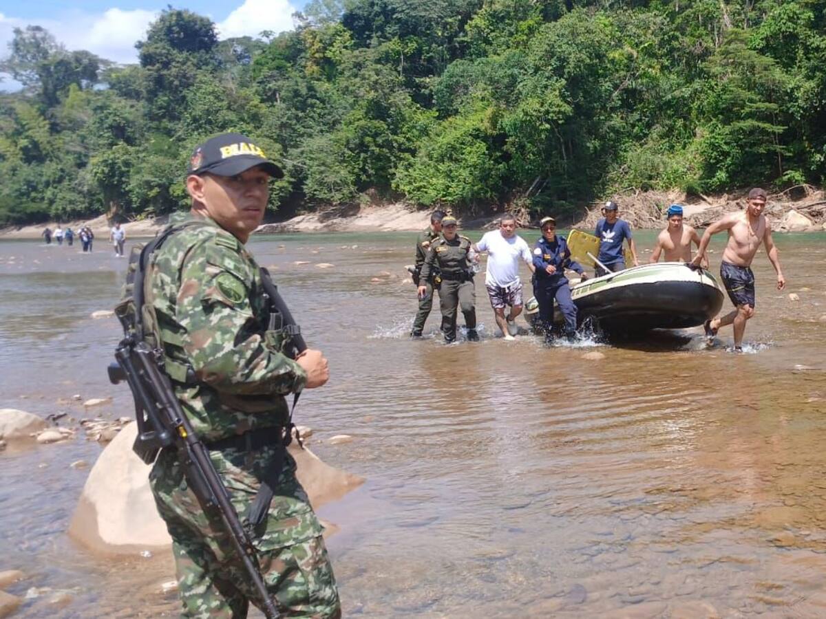 Bomberos encontraron en un río el cuerpo de un niño de 4 años que estaba desaparecido en Medina