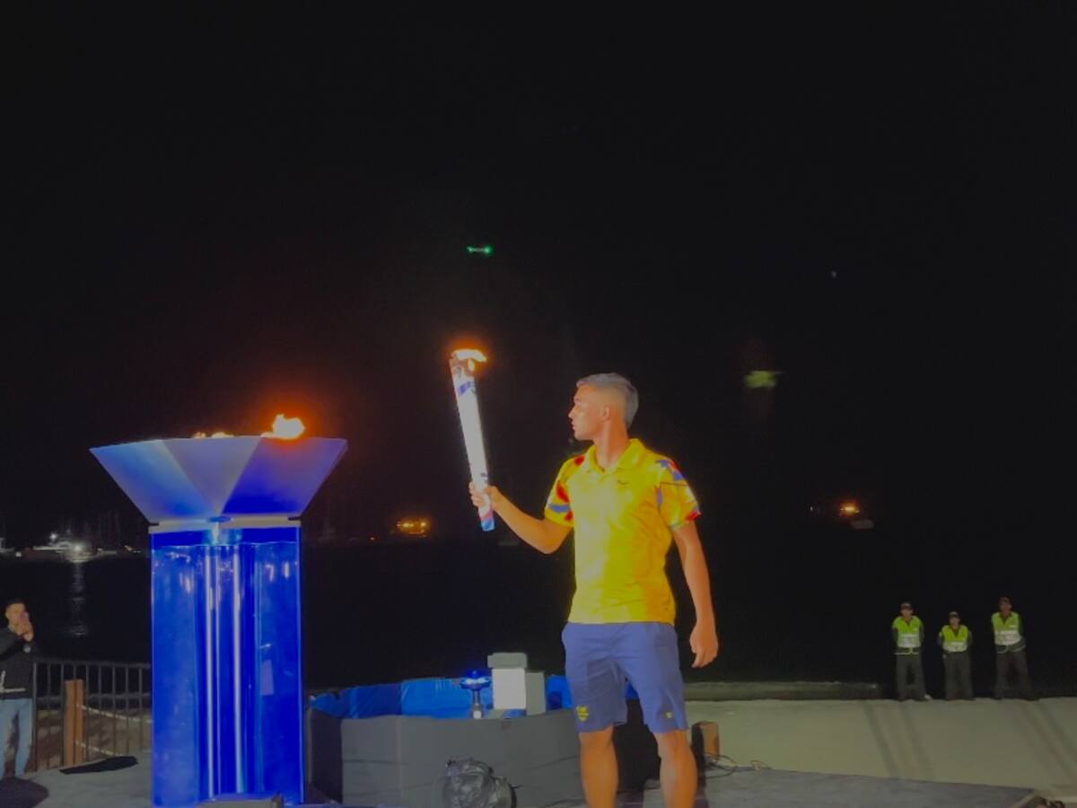 Se encendió la llama de los I Juegos Centroamericanos y del Caribe de Mar y Playa