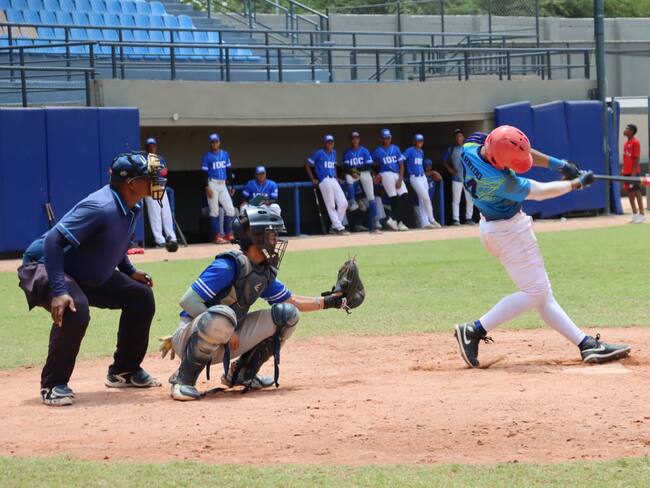 El deporte escolar brilla en las finales de baloncesto y béisbol de los Juegos Intercolegiados 2025