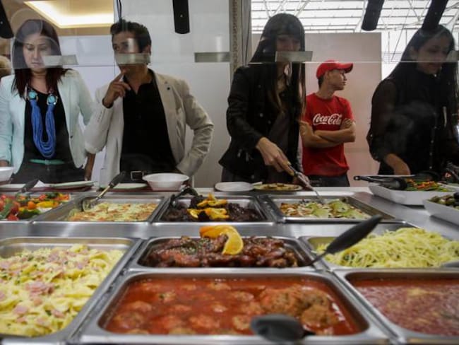 Sequía y dólar elevado aumentan precios de la comida en restaurantes