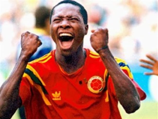 Freddy Rincón augura éxitos del grupo colombiano en eliminatorias