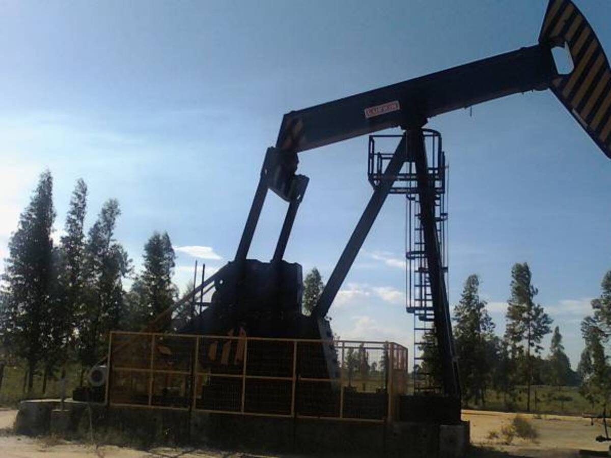 En un 42 % caerá la inversión extranjera en el sector petrolero en 2016: Campetrol