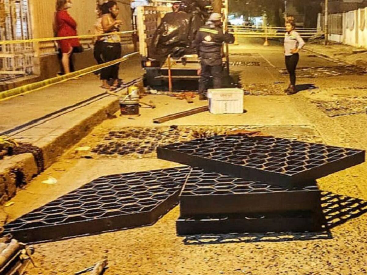 Comenzó cambio de rejillas en la Transversal 52C del barrio San Isidro