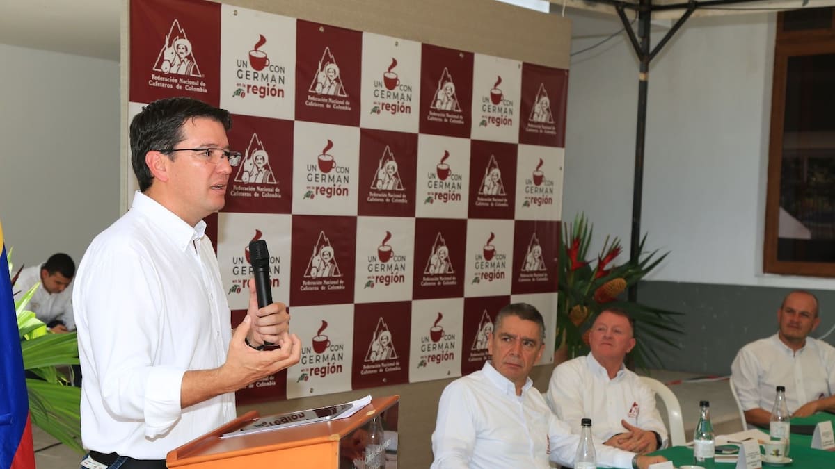 Federación de Cafeteros anuncia su disposición para diálogos con miembros de Dignidad