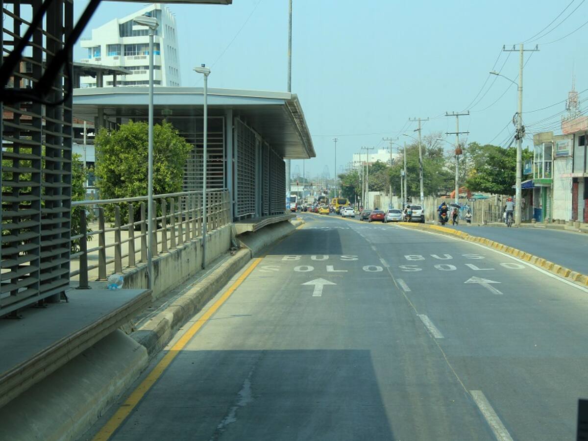 Transcaribe alerta sobre el uso del carril exclusivo Solo Bus: van 53 accidentes este año