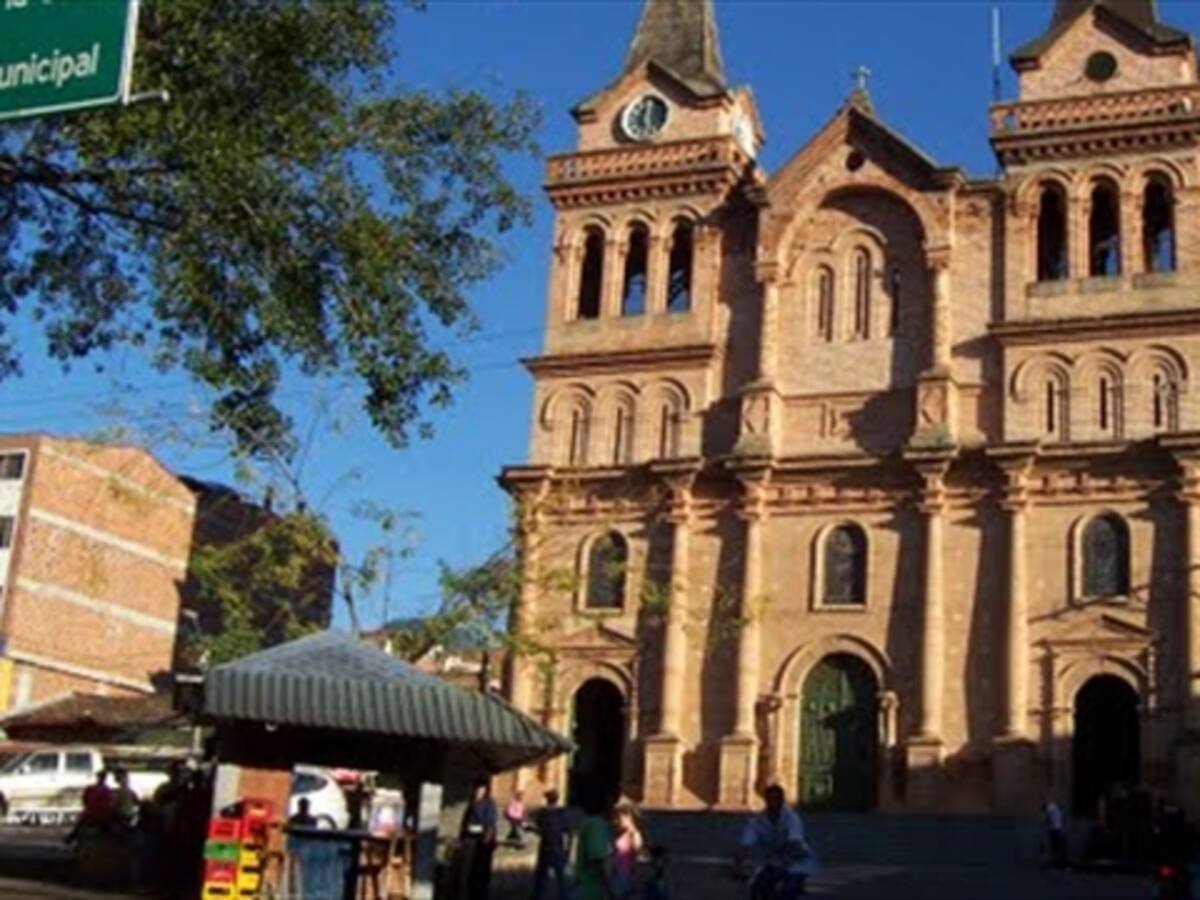 Con nuevos policías y cámaras refuerzan seguridad en Barbosa, Antioquia