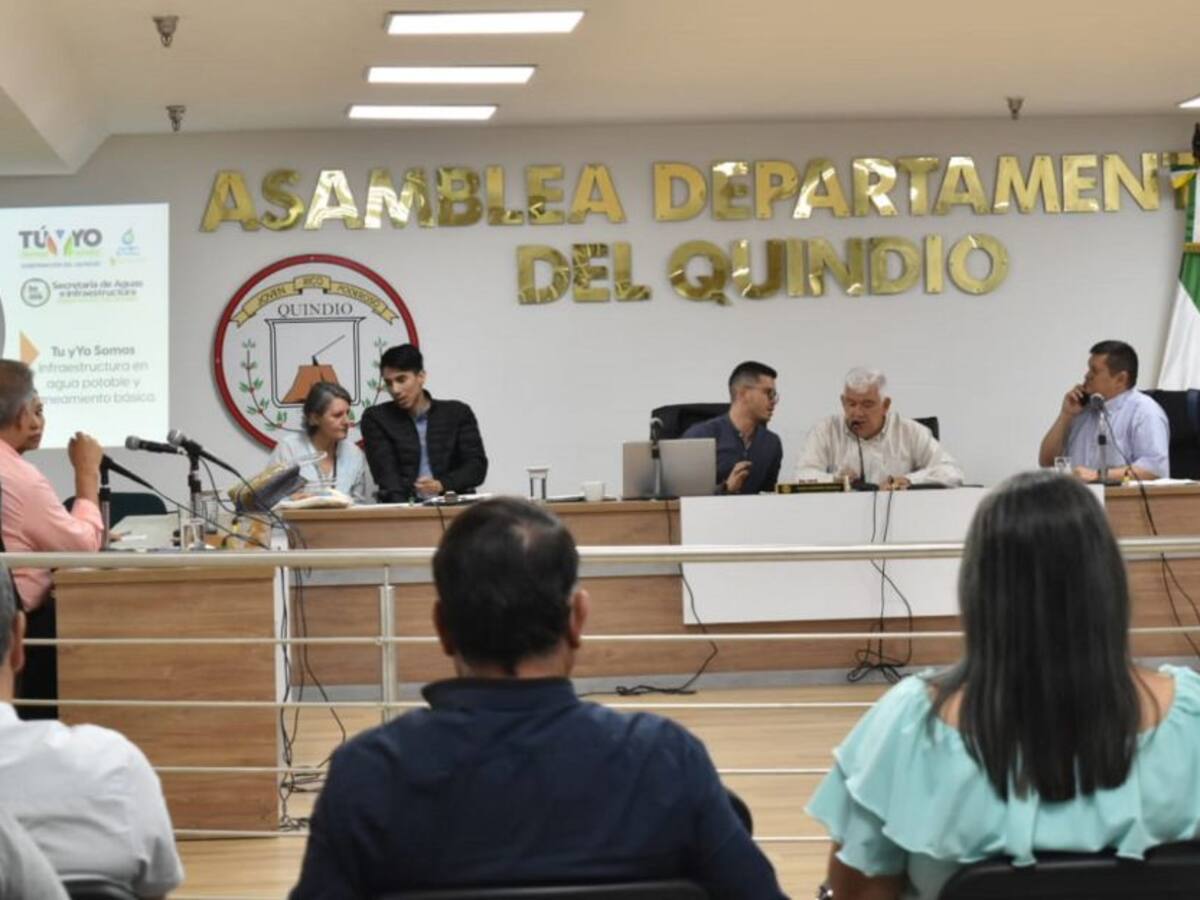 Denuncian colapso en sistema de alcantarillado en Pueblo Tapao