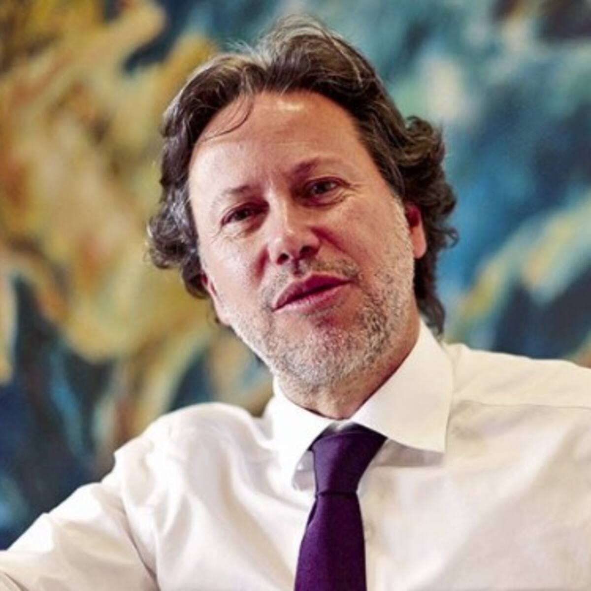 Archivan investigación al ex secretario de la JEP por autorizar viajes a ex combatientes