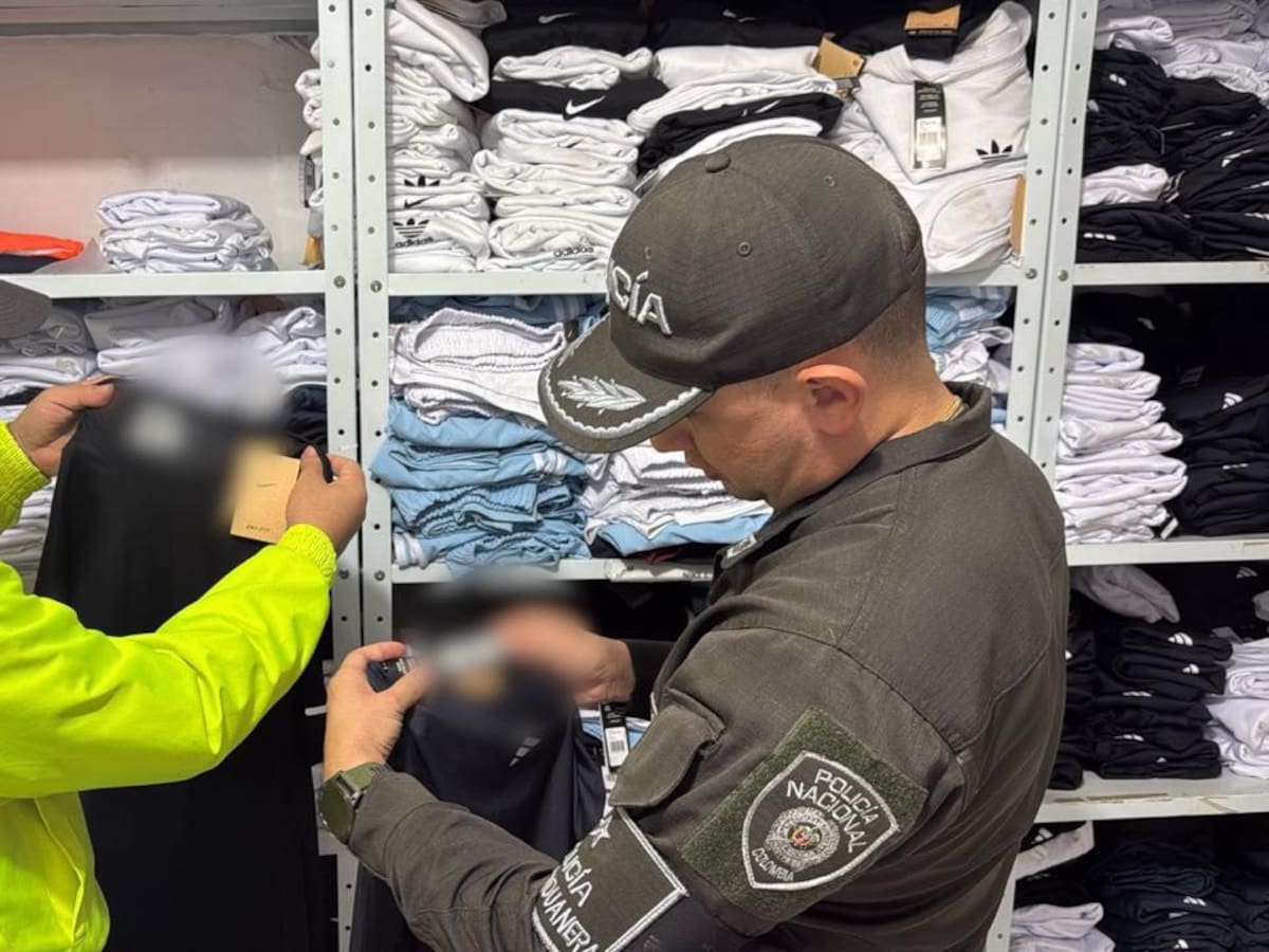 Autoridades en Cúcuta aprehendieron más de 1.000 prendas para vestir de contrabando