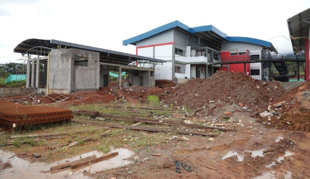 Reconstrucción de Mocoa Putumayo a paso lento