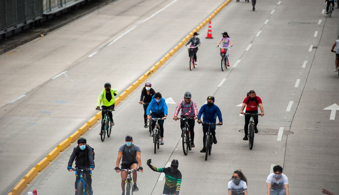Ciclovía en Bogotá durante el puente de elecciones.
